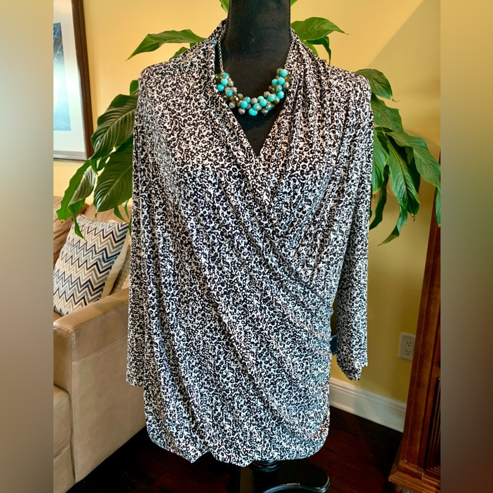 Timeless Chaus wrap top, long sleeve - XL